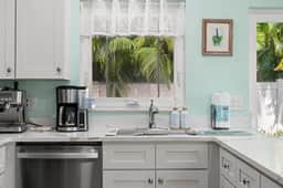 Walk to Beach | 2 Bedroom | Backyard & Coffee Bar - Image 5